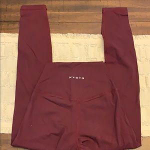 NVGTN burgundy Signature leggings